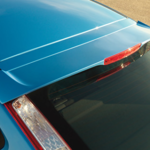 Majhen strešni spojler